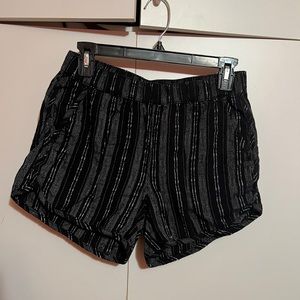 Madewell black/white shorts
